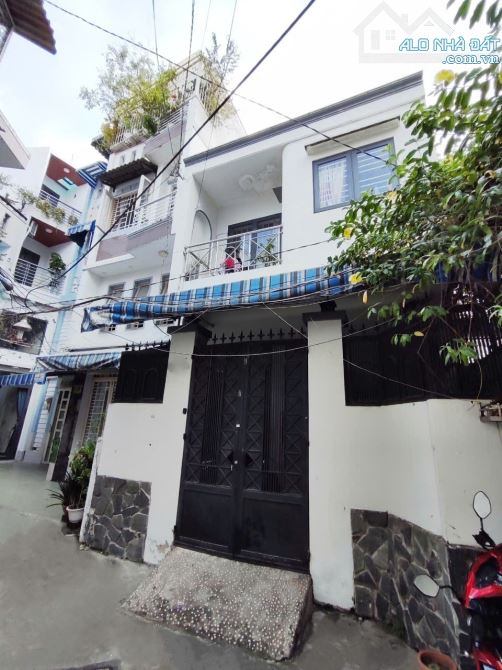 CHỢ CÂY QUÉO, 56m2: (5 x 11) 2 Tầng 3PN, P5 Phú Nhuận, giá 7.8 ty
