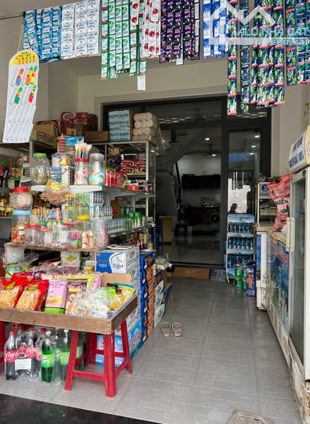Bán 3 tầng 70m2 Kinh Doanh Ngay Nút Giao Vành Đai 3 - Cao Tốc, Q9. Giá 5.xx Tỷ