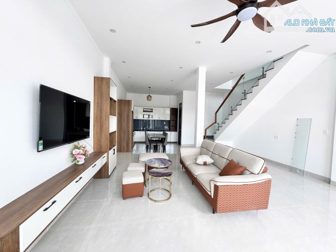 Nhà mới 1 Trệt 1 lầu mới 100% / hẻm Y Wang - Hdok - Rẻ nhất khu vực