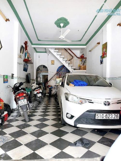 Gấp bán nhà HXH Lê Đức Thọ, Phường An Hội Đông, DT 64m2, 2 tầng, nhỉnh 6 tỷ