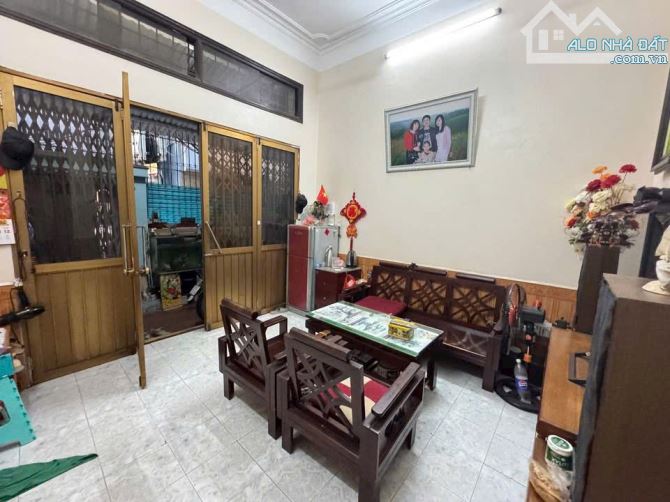 bán nhà Ngõ 73 Hoàng Ngân,Thanh Xuân DT 94m, 4 Tầng, MT 8.5m 🧧Gia 17.5 tỷ