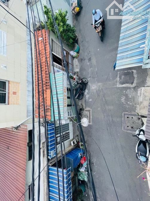 Chỉ nhỉnh 6 tỷ có ngay nhà Gò Vấp, giáp Bình Thạnh, DT 72m2, 3 tầng