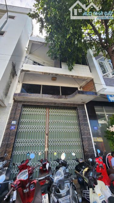 Gấp bán nhà mặt tiền kinh doanh Lê Hồng Phong, Nha Trang vị trí đầu tư kinh doanh tốt