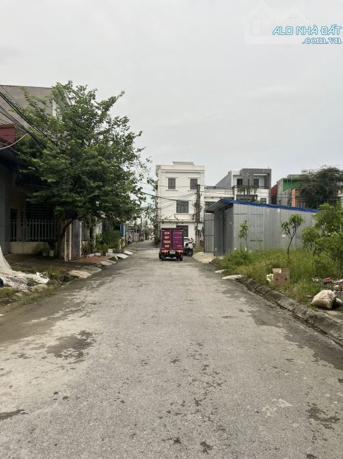 Bán lô đất chung cư  tổ 6 thị trấn An Dương 92m giá 3,3x tỷ