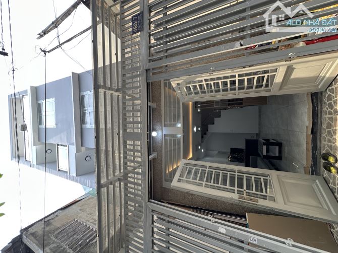 BÁN NHÀ ĐẸP 2 TẦNG 36 m2- 4 tầng- 3 PN- SÁT MẶT TIỀN PHÚ THỌ HOÀ, TÂN PHÚ- SHR