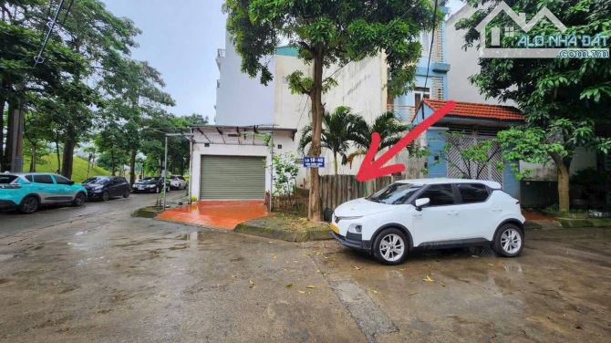 Cần bán đất Tái Định Cư Ngọc Thuỵ , đường 12m vỉa hè ô tô tránh, gần công viên Ngọc Thuỵ
