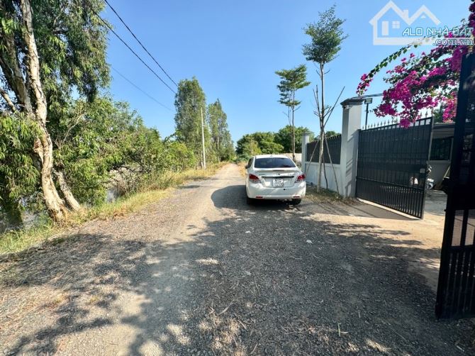 Biệt thự sân vườn 700m2- HXT đường Thới An 16 Quận 12- Ngang khủng 23m dài 41m- Chỉ 7 đồng