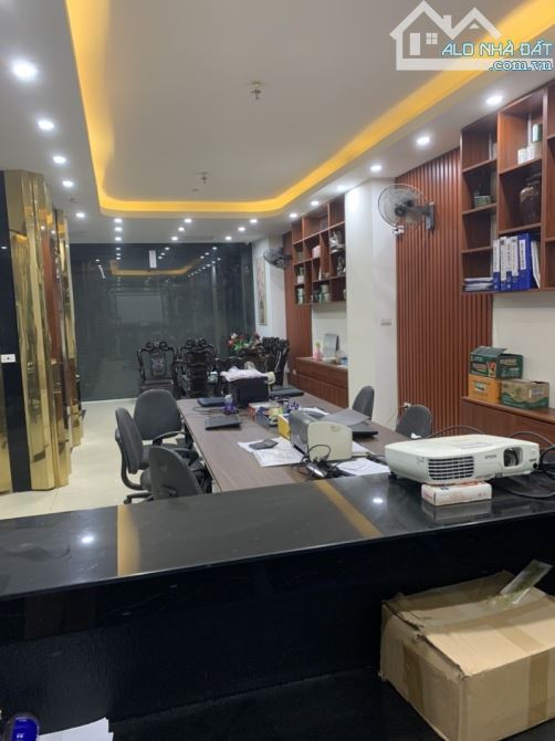 Bán gấp Tòa nhà 9 tầng NGUYỄN HOÀNG, MỸ ĐÌNH, 135m, MT 7m, ô tô, kinh doanh, Nhỉnh 80 tỷ