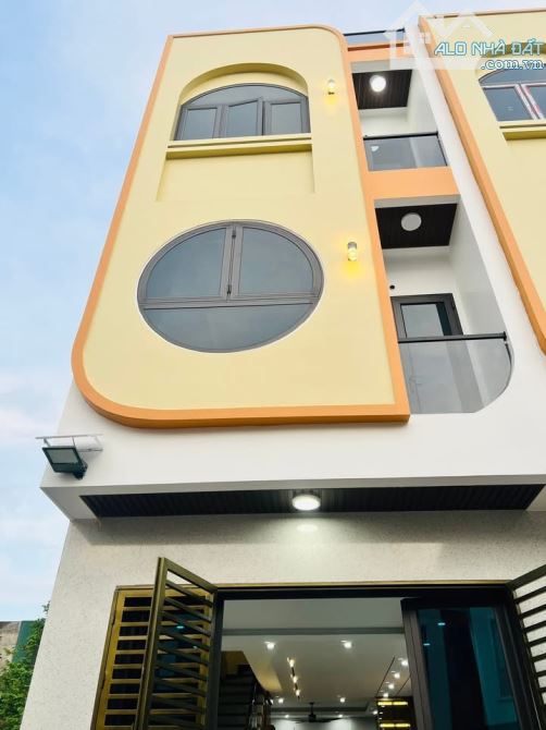 HƠN 2 TỶ - NHÀ ĐẸP Ở LUÔN - QUỲNH CƯ,HÙNG VƯƠNG, HỒNG BÀNG 3 NGỦ