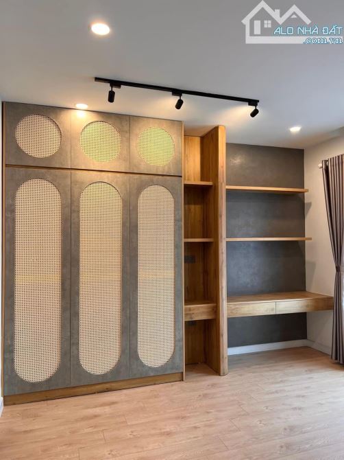 AN SINH ĐỈNH, MINH KHAI 35M2,5 TẦNG, NHÀ ĐẸP, GẦN PHỐ, GIÁ TỐT.