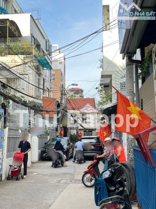 🏡💥MẶT TIỀN KINH DOANH💥 CHỢ BÀ CHIỂU💥BÌNH THẠNH💥45M2(NGANG 5.6M)💥3 TẦNG💥CHỈ 9.x TỶ🌹