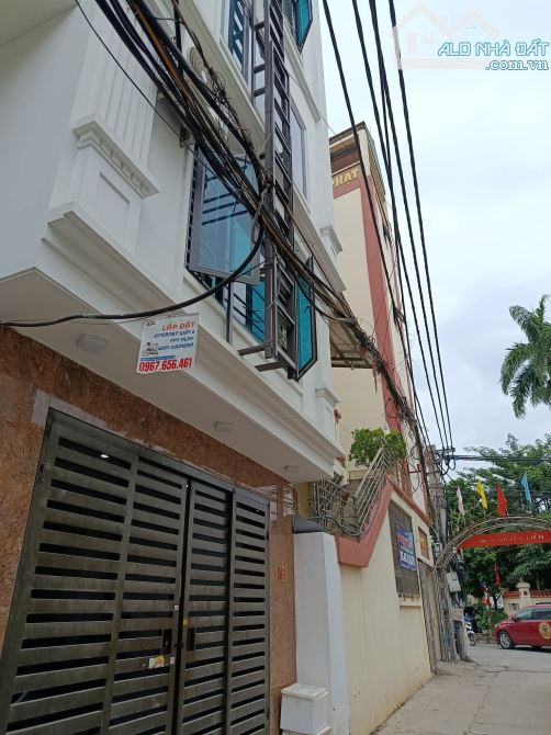 SIÊU HOT - CHUNG CƯ MINI CẦU DIỄN - 5 TẦNG 9 PHÒNG KHÉP KÍN FULL ĐỒ-Ô TÔ TRÁNH-NHỈNH 8 TỈ