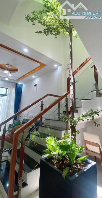 Bán gấp nhà 3 tầng k ô tô Nguyễn Phước Nguyên ,Thanh Khê