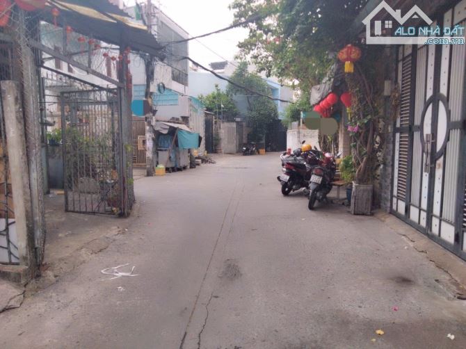TÌM CHỦ MỚI CHO NHÀ CŨ ĐẸP – TÂN KỲ TÂN QUÝ, TÂN PHÚ – NHỈNH 5 TỶ