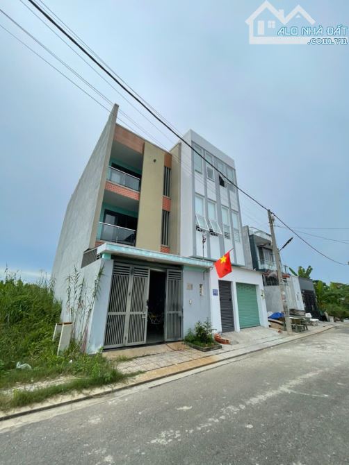 Bán Nhà Đẹp 3 Tầng – Gần Cụm Đại Học – Hẻm Xe Hơi 9m – 5.3 Tỷ