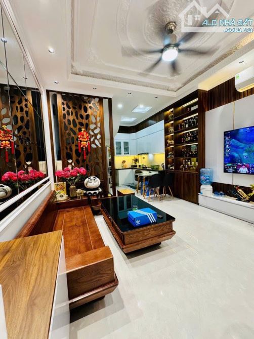 Siêu phẩm phố Yên Hòa Cầu Giấy mới keng Full nội thất 32m x 5 tầng  Gần phố KD 9 tỷ