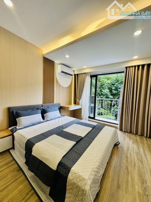 ☘️ PHỐ 8/3 ☘️NHÀ TẬP THỂ VIP – DTSD 50M - 2PN - FULL NỘI THẤT Ô TÔ ĐỖ CỔNG - 1 BƯỚC RA PHỐ
