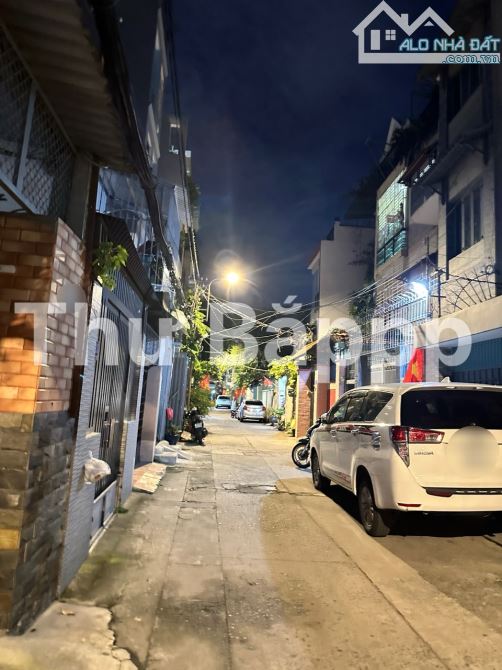 🏡💥XE HƠI ĐỖ CẠNH NHÀ💥ĐẶNG VĂN NGỮ💥PHÚ NHUẬN💥NỞ HẬU L💥50M2 ( NGANG 4M)💥CHỈ 11.x TỶTL