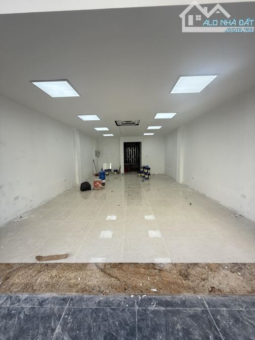 Bán Tòa Văn Phòng Mặt Phố Nguyễn Tuân, Thanh Xuân, 80m2x6T, giá  65 tỷ, Cạnh CCCC VIHA