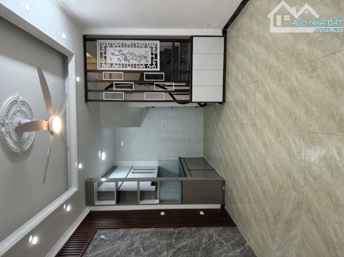 BÁN NHÀ TRẦN ĐẠI NGHĨA  – 32m² x 5T – NGÕ THÔNG – NHÀ ĐẸP Ở NGAY – DÂN TRÍ CAO - CHỈ7.9 TỶ
