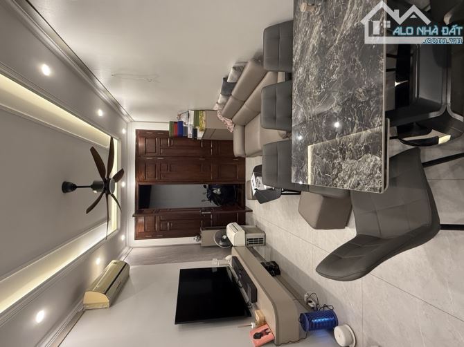 Nhà mới Mỹ Đình 39m², 5 tầng, chợ ngay cạnh – về ở ngay, giá cực tốt!