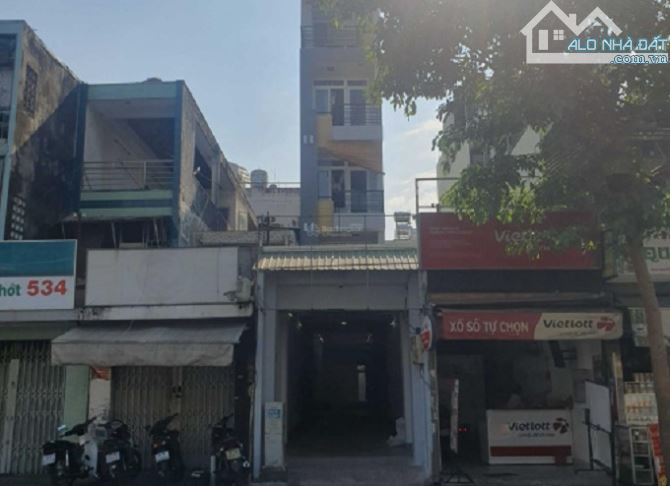 Bán nhà mặt tiền KD ngay chợ Cao Tháng, P17, Phú Nhuận, 25m2, 2 tầng.