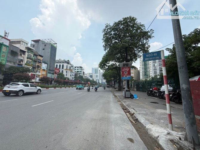MP TÔ HIỆU – 2 MT, VỈA HÈ RỘNG – KD ĐỈNH – 60M² – 3 TẦNG – 14.8 TỶ (ECG91599)