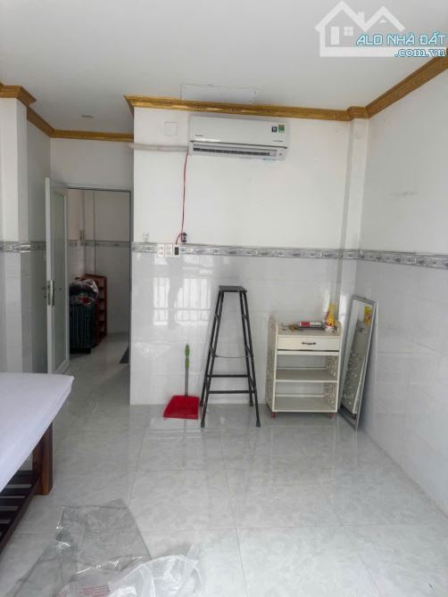 Cần tiền trả tiền ngân hàng bán gấp ngôi nhà TL 10 Bình Tân 4x18 5,6 tỷ, SHR - 10