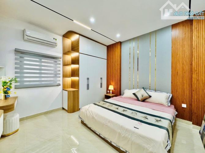 NHÀ XÂY MỚI - VỊ TRÍ ĐẸP TẠI HUỲNH MẪN ĐẠT, QUẬN 5 - GIẢM SÂU CÒN 6,52 TỶ, SỔ HOÀN CÔNG ĐỦ - 10