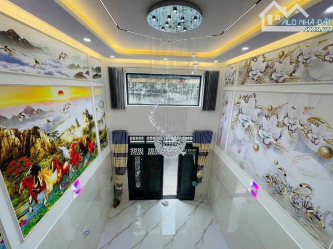 👉BÁN NHÀ BÌNH TÂN 5 TẦNG  HƯƠNG LỘ 2  HẺM 8M THÔNG NỘI THẤT XỊN CHỈ HƠN 6 TỎI - 10
