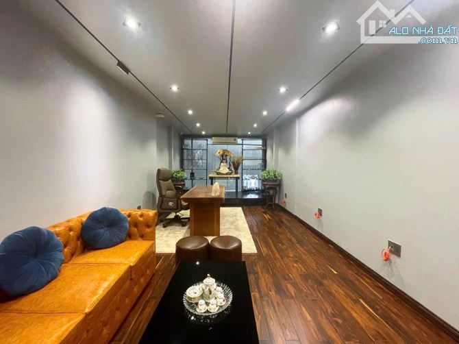Nhà 5 tầng thang máy mặt đường Phố Cấm - 10