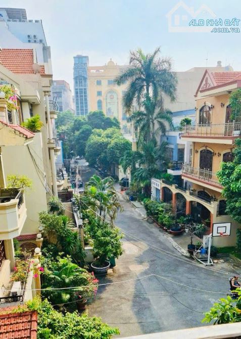BÁN NHÀ KHU BIỆT THỰ 3E PHỔ QUANG 7,5X16 KHU COMPOUND CÓ CÔNG VIÊN TRƯỚC NHÀ CHỈ 42,5TỶ - 10