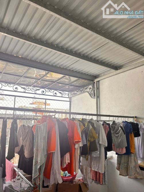MẶT TIỀN VIP CẨM CHÁNH 5– NHÀ 3 TẦNG KIÊN CỐ, GẦN CHỢ HÒA XUÂN – GIÁ TỐT BẤT NGỜ - 10