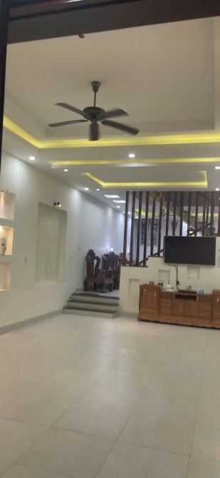 CHO THUÊ NHÀ 2 TẦNG MẶT TIỀN GẦN ĐỒNG KHỞI, TP HUẾ - 10