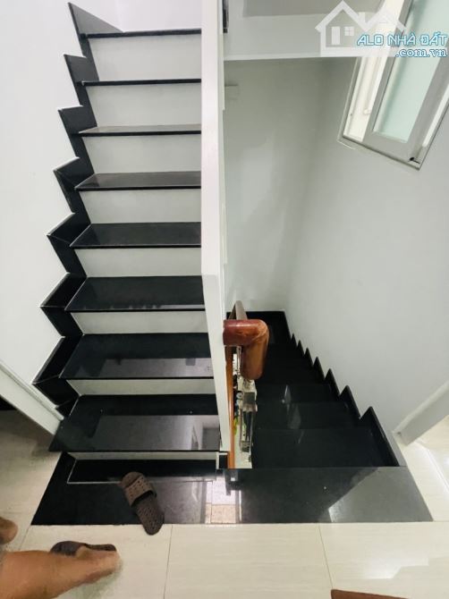 🌿 NHÀ ĐẸP Ở LIỀN – CMT8 P5 TÂN BÌNH (Phường Tân Bình) – XE HƠI NGỦ TRONG NHÀ – 3 TẦNG - 11