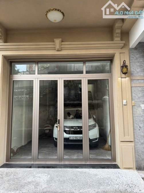 Bán rẻ nhà xinh 4 x 15m 1 trệt 2 lầu Huyền Quang Quận 1 TP.HCM - 11