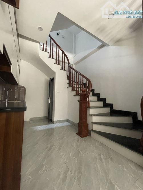 Bán nhà phố Nam Dư phường Vĩnh Hưng, Dt 35m2, 5t, mt 3.5m, ô tô tránh. - 11