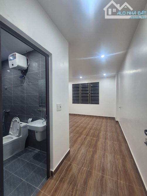 Chính chủ bán nhà 3 tầng tại Cam Lộ ,Hùng Vương , Hồng Bàng Giá 2 tỷ 550 - 11