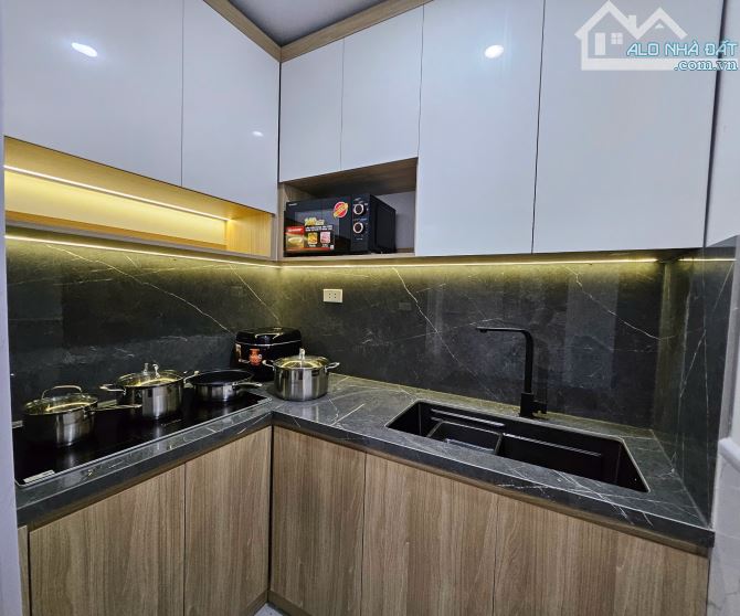 Cho thuê nhà Vương Thừa Vũ, Thanh Xuân, 45m2, 2 tầng, 3 ngủ, 10 triệu - 11