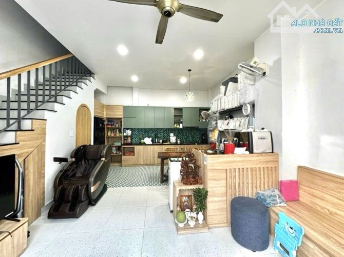DÒNG TIỀN 360TR, NHÀ MỚI ĐẸP 4 Tầng 5PN 50m2 (5 x 10), giá 7.7 ty - 1