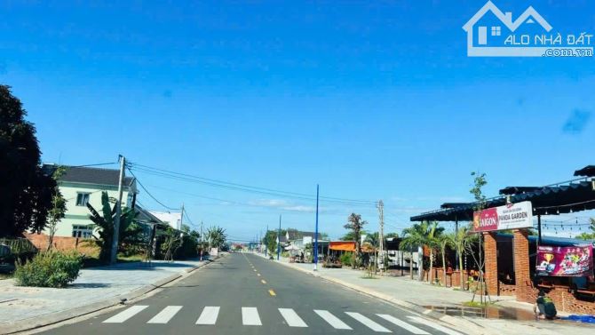 MẶT TIỀN ĐƯỜNG TẠ VĂN SÁU - THỊ TRẤN ĐẤT ĐỎ - ĐƯỜNG LỚN THUẬN TIỆN KINH DOANH - 5