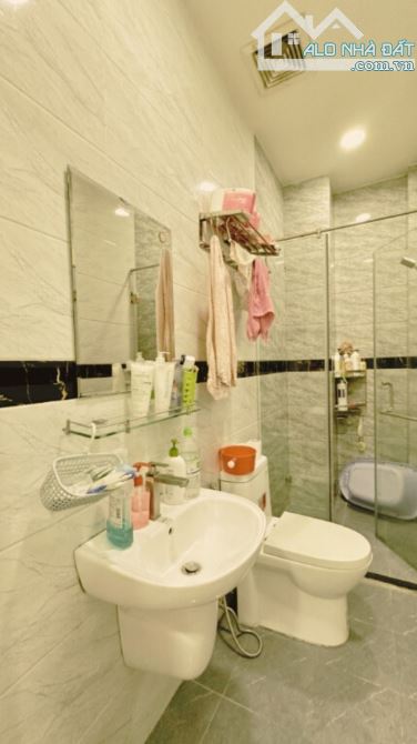 🏠 BÁN NHÀ HOÀNG HOA THÁM, P.5, Q.PHÚ NHUẬN - NGANG 5M, SỔ A4 - 7.X TỶ. - 1