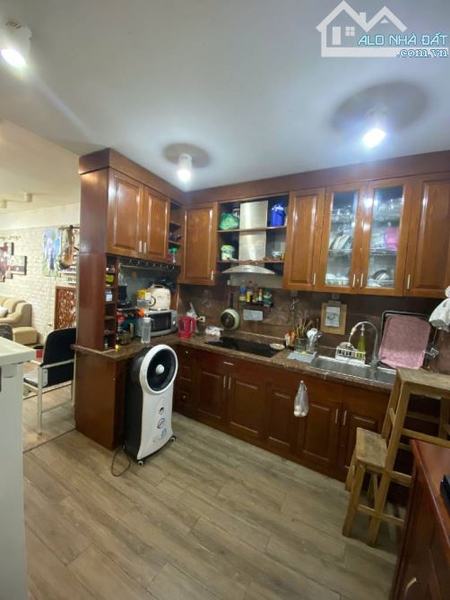 Bán nhà tập thể Láng Hạ, 75m², ở ngay, full nội thất, giá chỉ 4.75 tỷ - 1