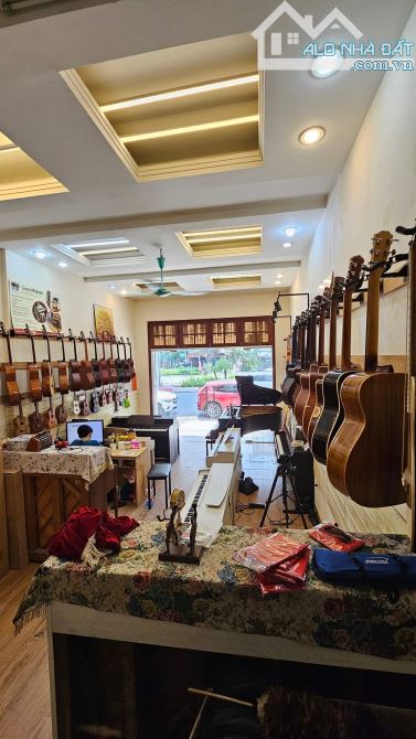 Bán Nhà Mặt Phố Hào Nam 47/55m2, 6 Tầng, MT 4,3m, Vỉa Hè - Kinh Doanh Giá 34,5 Tỷ - 1
