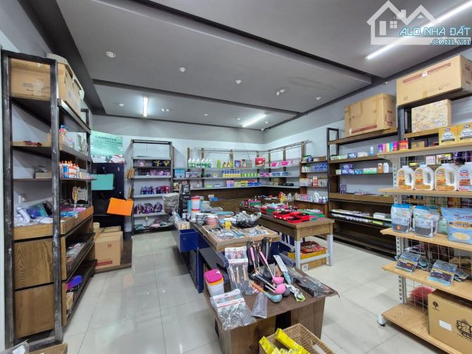 Bán Nhà Mặt Phố Núi Trúc 137m, 4 Tầng, MT 4,6m, Vỉa Hè - Kinh Doanh Giá 62,5 Tỷ - 1