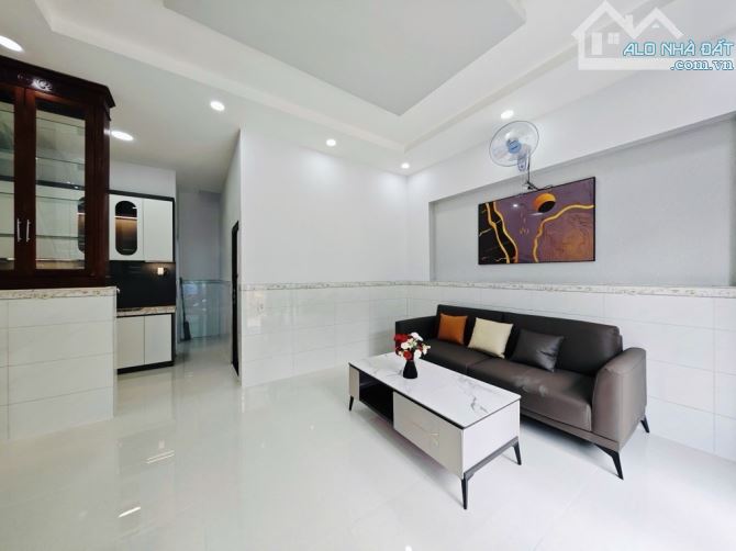 NHÀ 1 TRỆT 1 LẦU ĐÚC - TẶNG FULL NỘI THẤT - PHẠM VĂN CHIÊU, P14 GÒ VẤP – 42M² – CHỈ 4.9 TỶ - 1