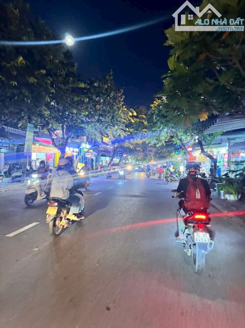 Bán đất MT Phạm Như Xương  Hoà Khánh Liên Chiểu đoạn kd sầm uất - 1