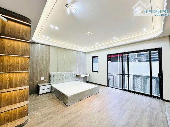 Bán Nhà Đội Cấn BĐ Ngay Cạnh Ngã 4 Liẽu Giai Văn Cao Ô Tô 36m 6Tầng Thang Máy. Giá 16 tỷ - 1