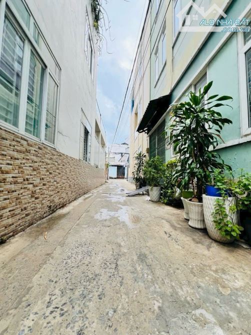 LÔ GÓC 2 MẶT TIỀN_3 TẦNG_73m2_GẦN SƠN KỲ_HẺM Ô TÔ_TÂN PHÚ_7.7 TỶ - 1
