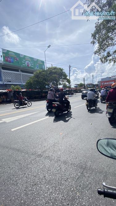 📌 Siêu Hiếm - Mặt tiền đường HÙNG VƯƠNG - đối diện chợ AN CỰU- 2 mặt tiền trước sau - 1